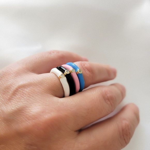 7/$35 Gold and Black Enamel Statement Ring Rhinestone Minimalist Ring - Picture 7 of 8